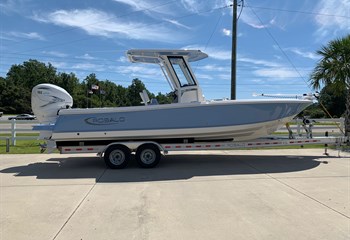 2023 Robalo 266 Cayman Steel Blue/White Boat